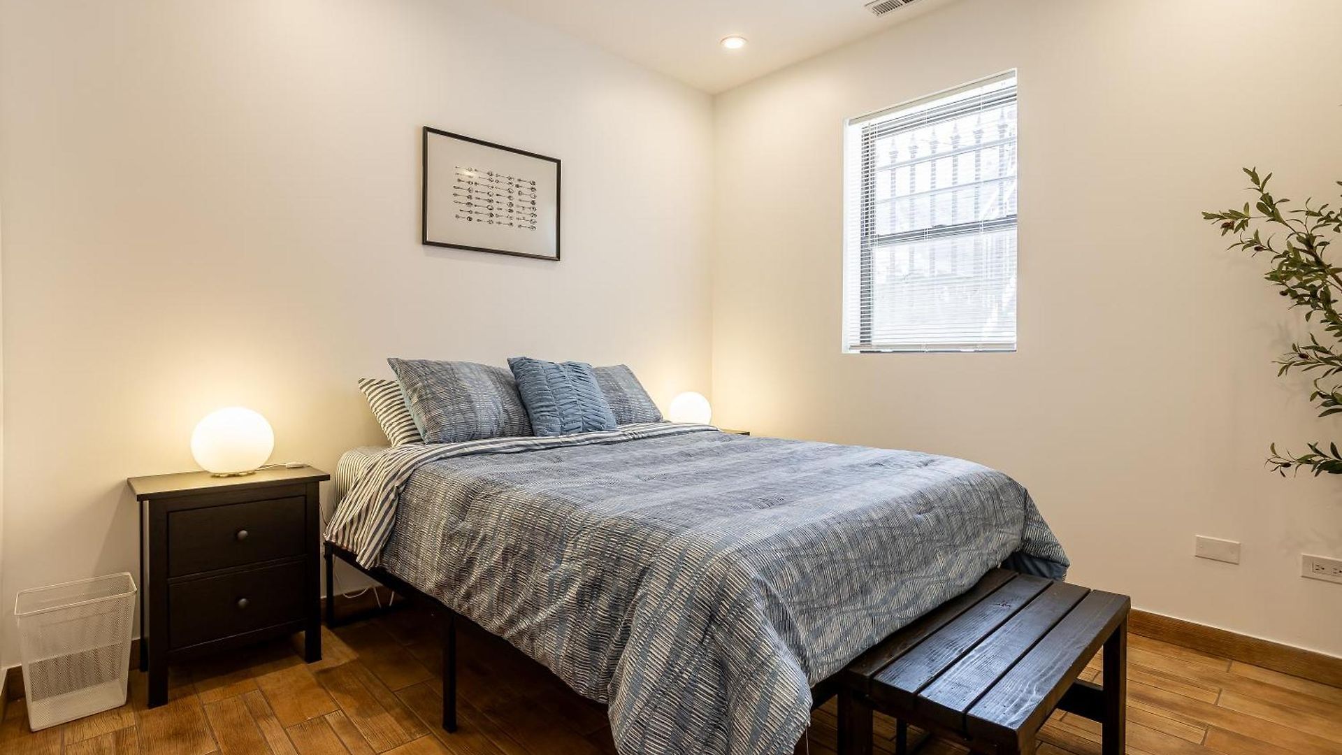 Holiday home 5-bedroom House In Pilsen Near Medical District Chicago