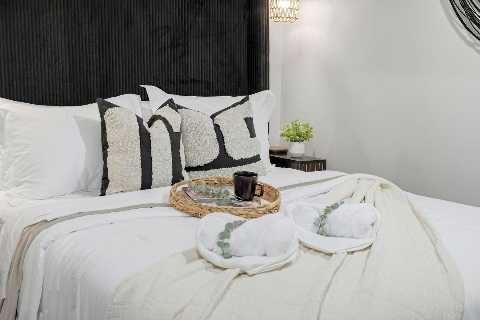 Arcade • Theater • Gym • Office • Sleeps 15