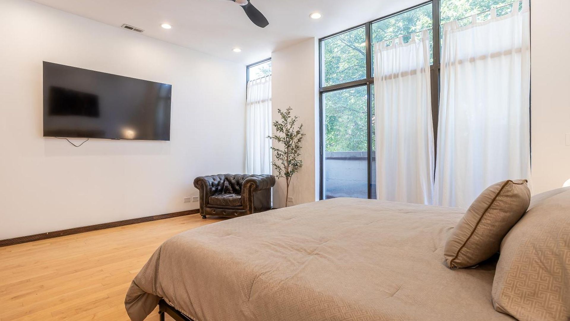 5-bedroom House In Pilsen Near Medical District * Chicago