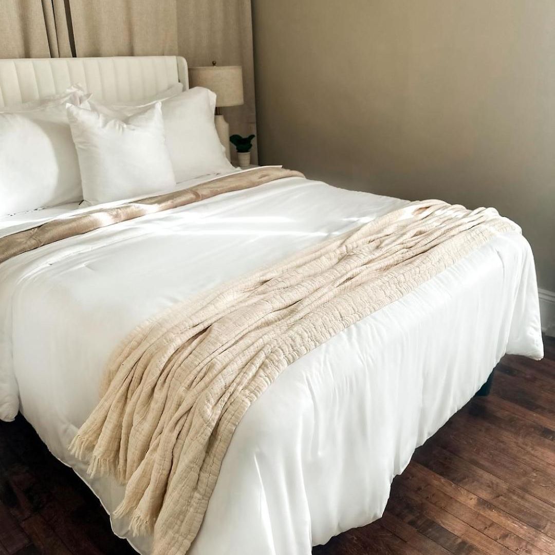 Arcade • Theater • Gym • Office • Sleeps 15 *
