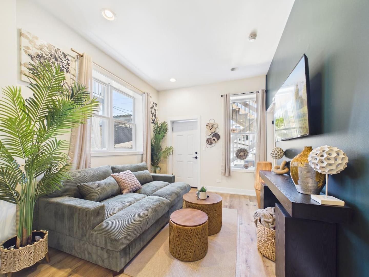 Modern Zen Retreat Mins From Downtown Apartment *