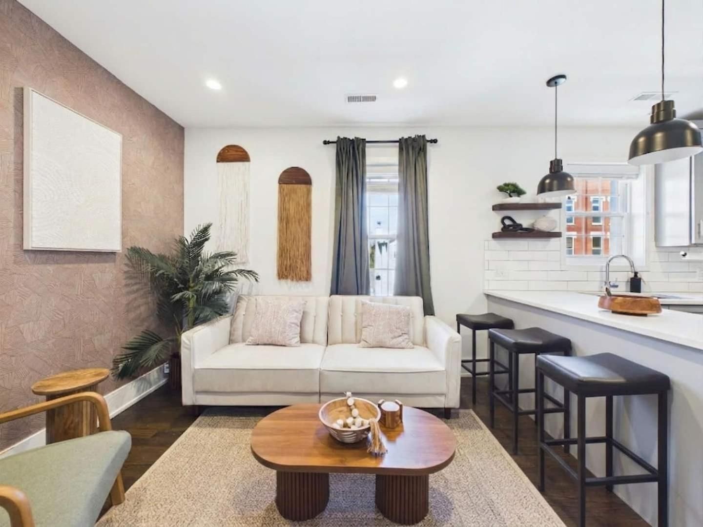 Apartment Peaceful Boho Retreat Free Private Parking Chicago