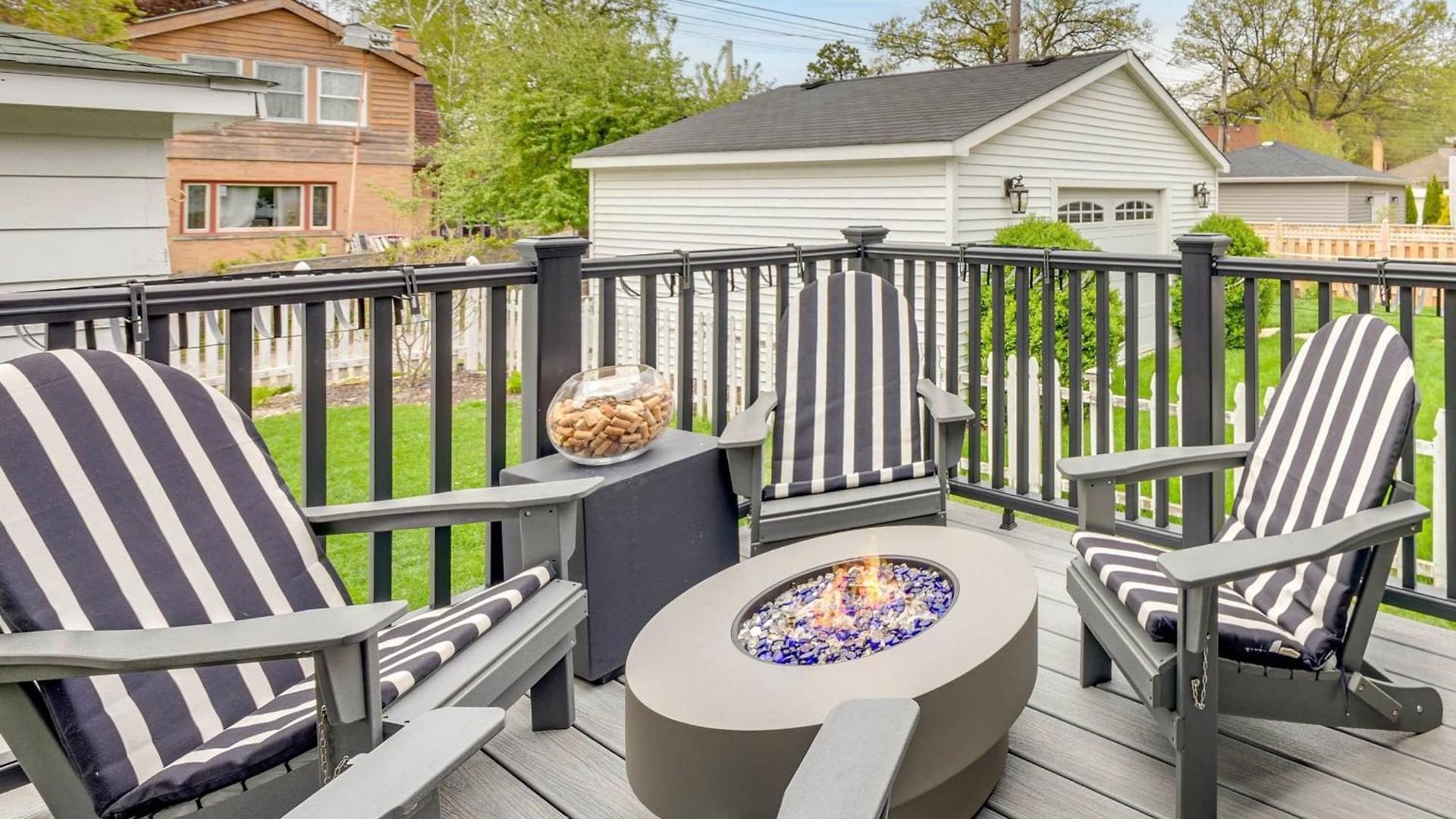 Cozy Retreat Near Wrigley & Universities Chicago