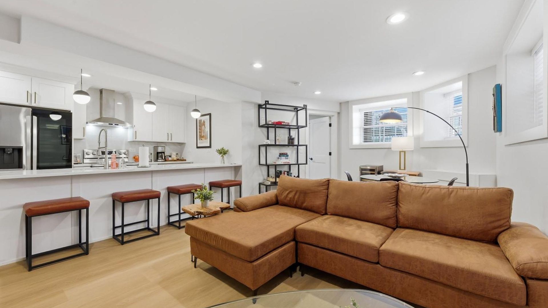 Newly Renovated 3br 2ba In Heart Of Andersonville