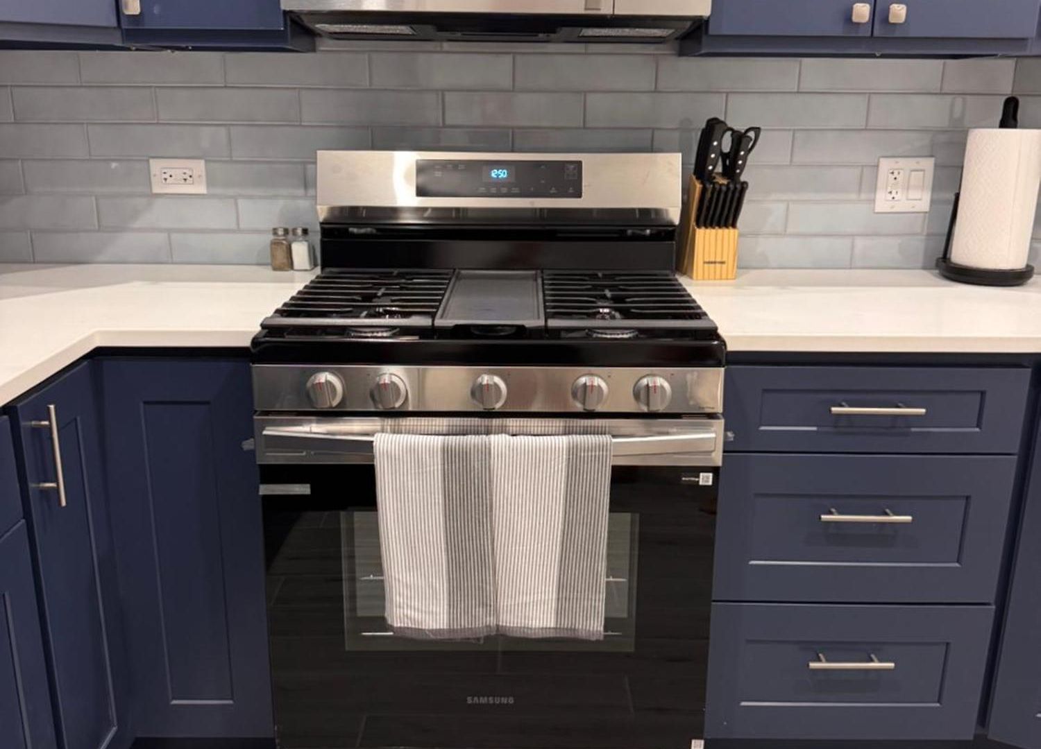 Apartment Near Downtown Nest *