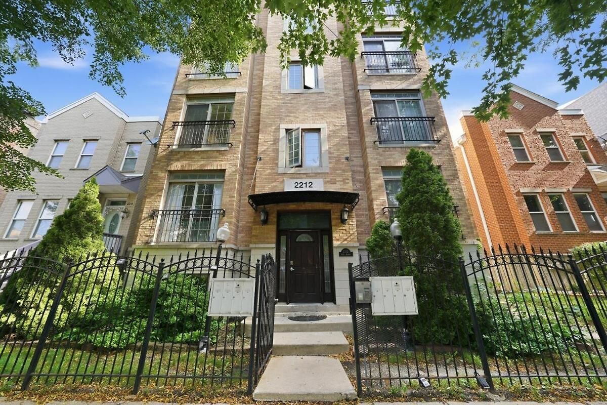 Closest To The United Center 3 Bedrooms & Futon Chicago