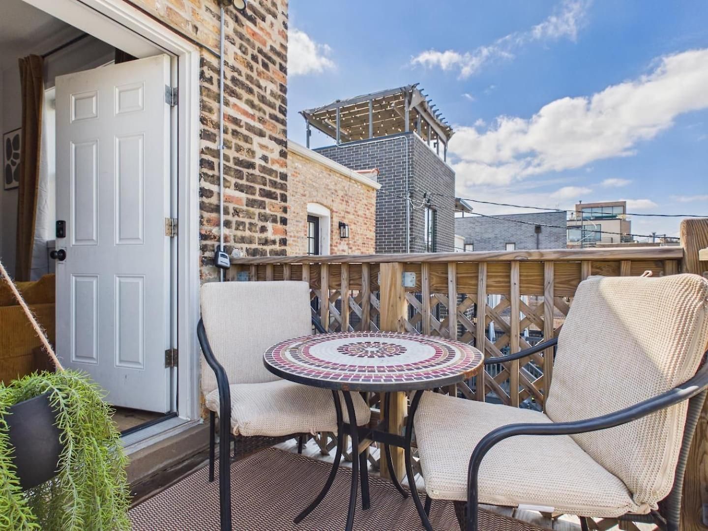 Zen Escape Patio Free Parking