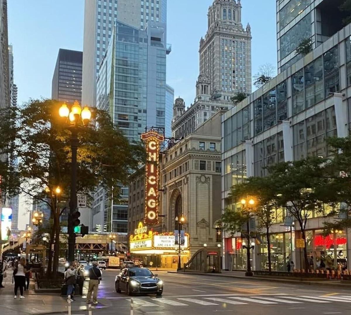 Cozy 1br Near Loyola University, Fast Wifi, Walk To Dining & Transit Apartment *