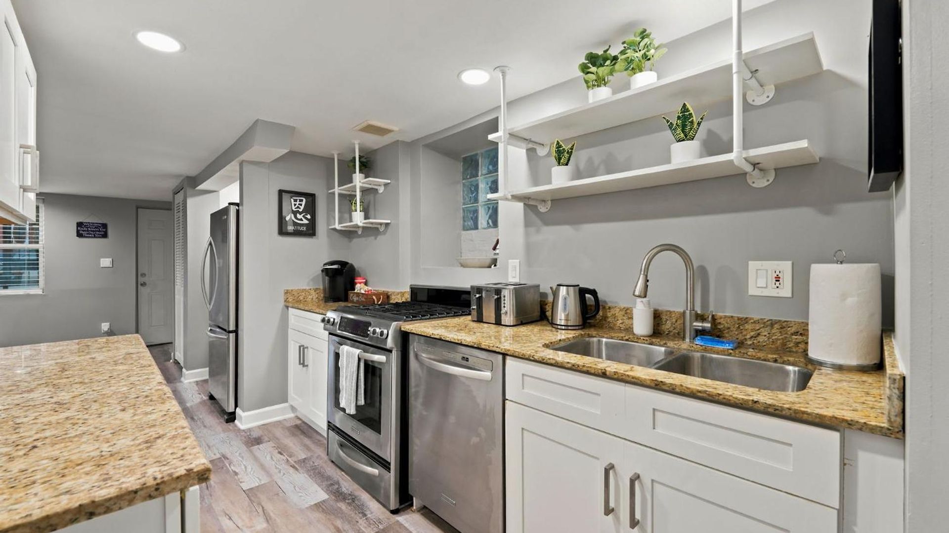 River West Retreat 2 Bedroom Garden Unit