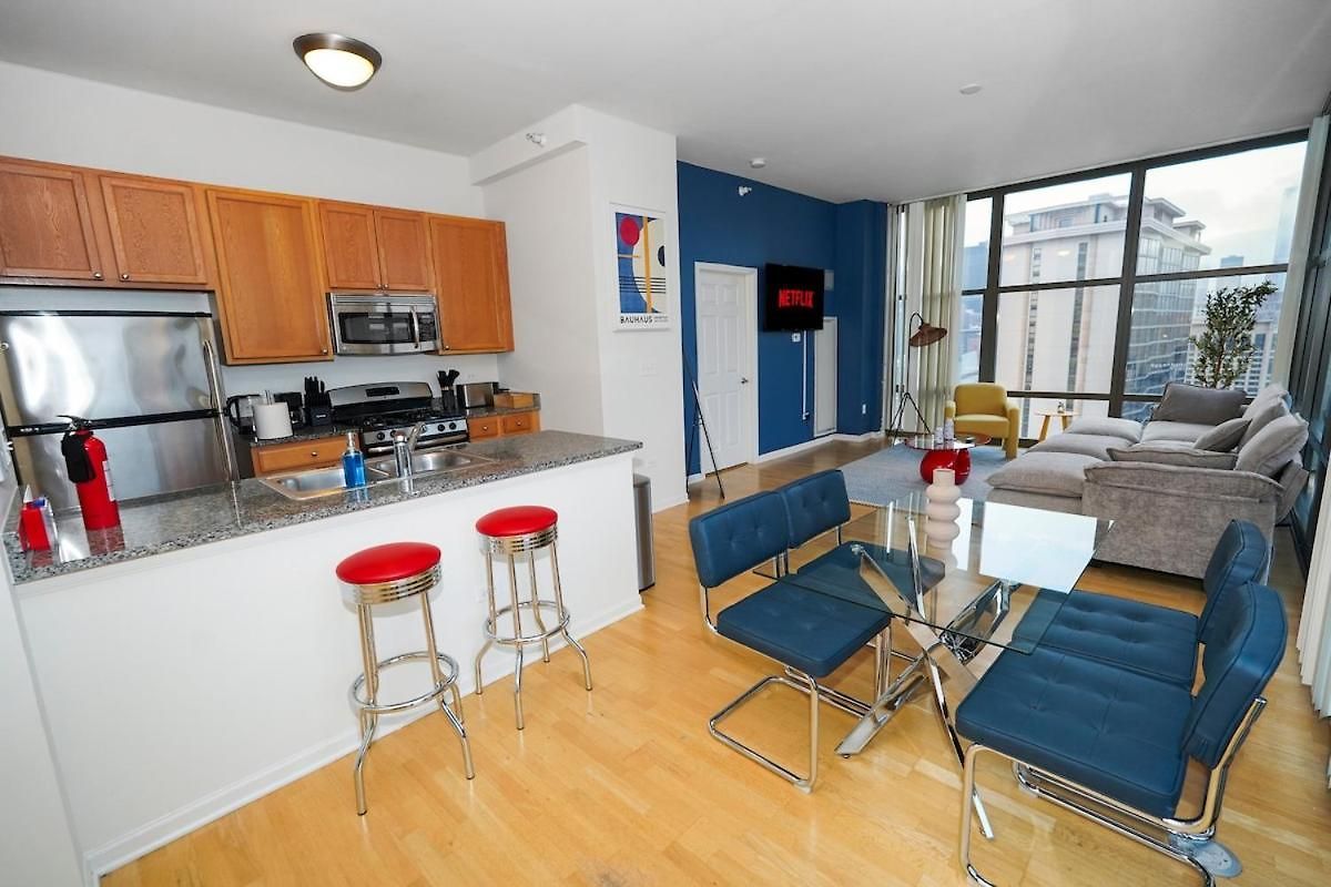 Prime 2br Skyline - 5 Min To Museum Campus Apartment