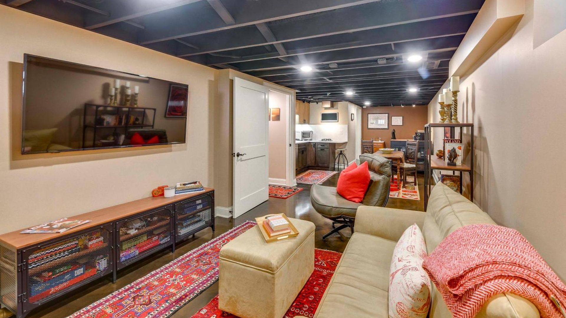 Apartment Cozy Retreat Near Wrigley & Universities *