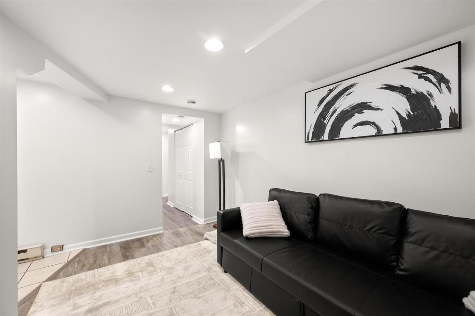 2br Garden In Lakeview Walk To Wrigley Apartment Chicago