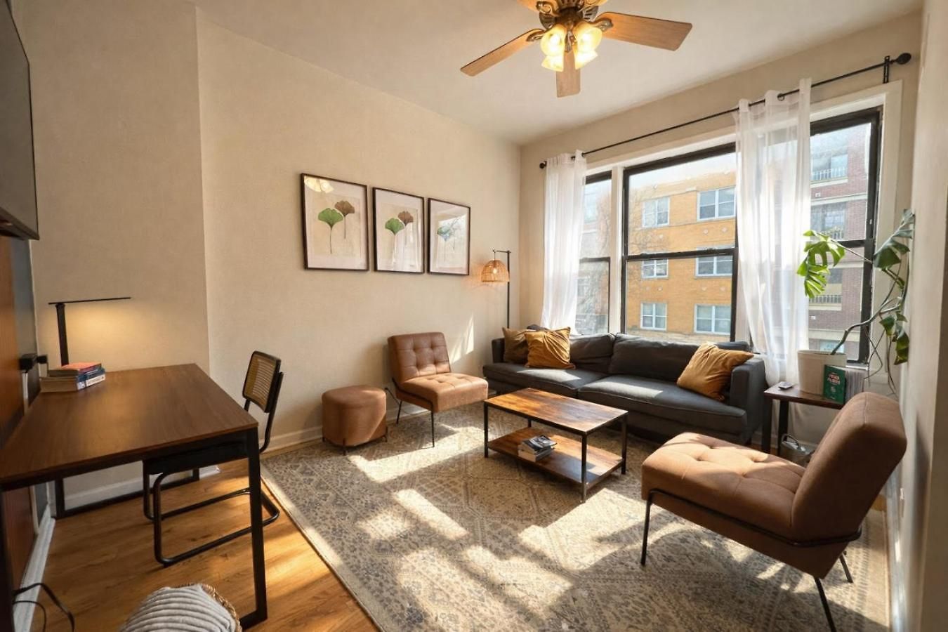 Flexhome Ukrainian Village • 2br • Convenient Walkability - Sleeps 6