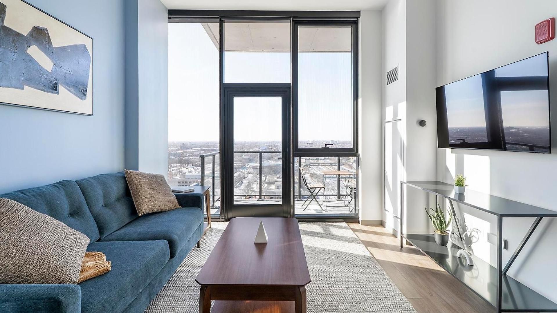 Apartment Landing Incredible 1bd Gym Pool Chicago