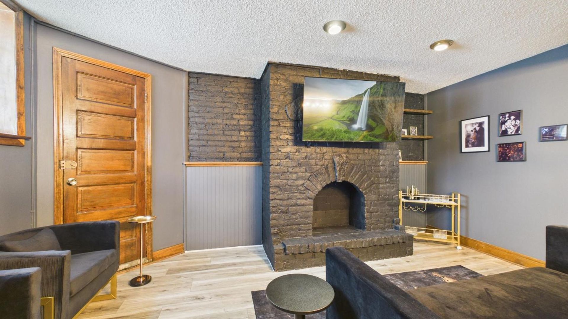 The Dakin Estate 4br Art Deco Speakeasy Duplex Apartment Chicago