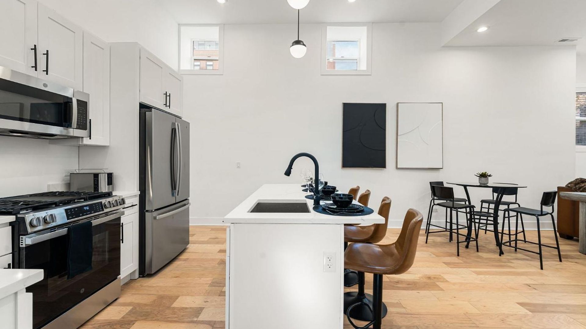 Vibrant West Town Perfect For Families Apartment Chicago