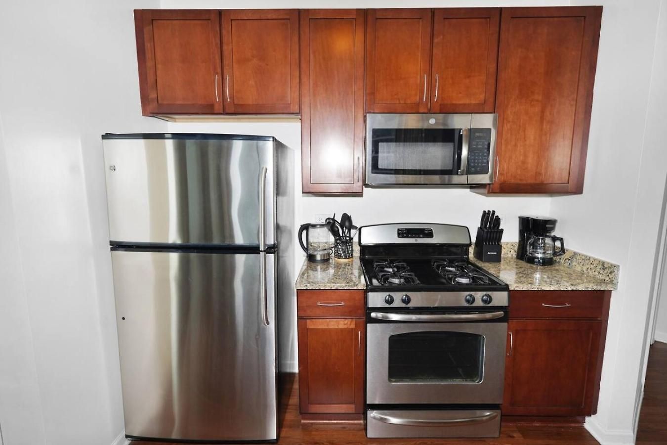 Skyline Luxury 19th Floor Retreat Near Grant Park * Chicago