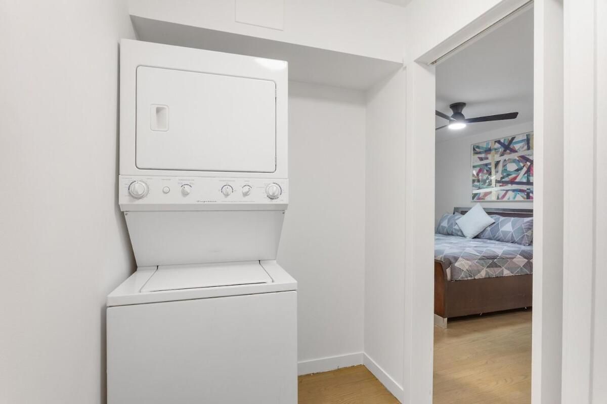 Apartment Stylish 1br,1ba Near In Rogers Park Free Parking