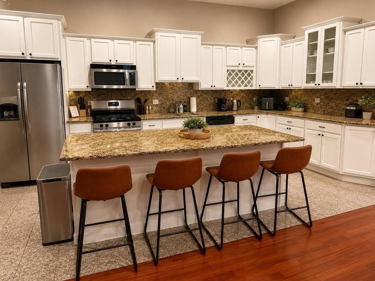 Mccormick Meetup - Prime Location - Sleeps 16 *
