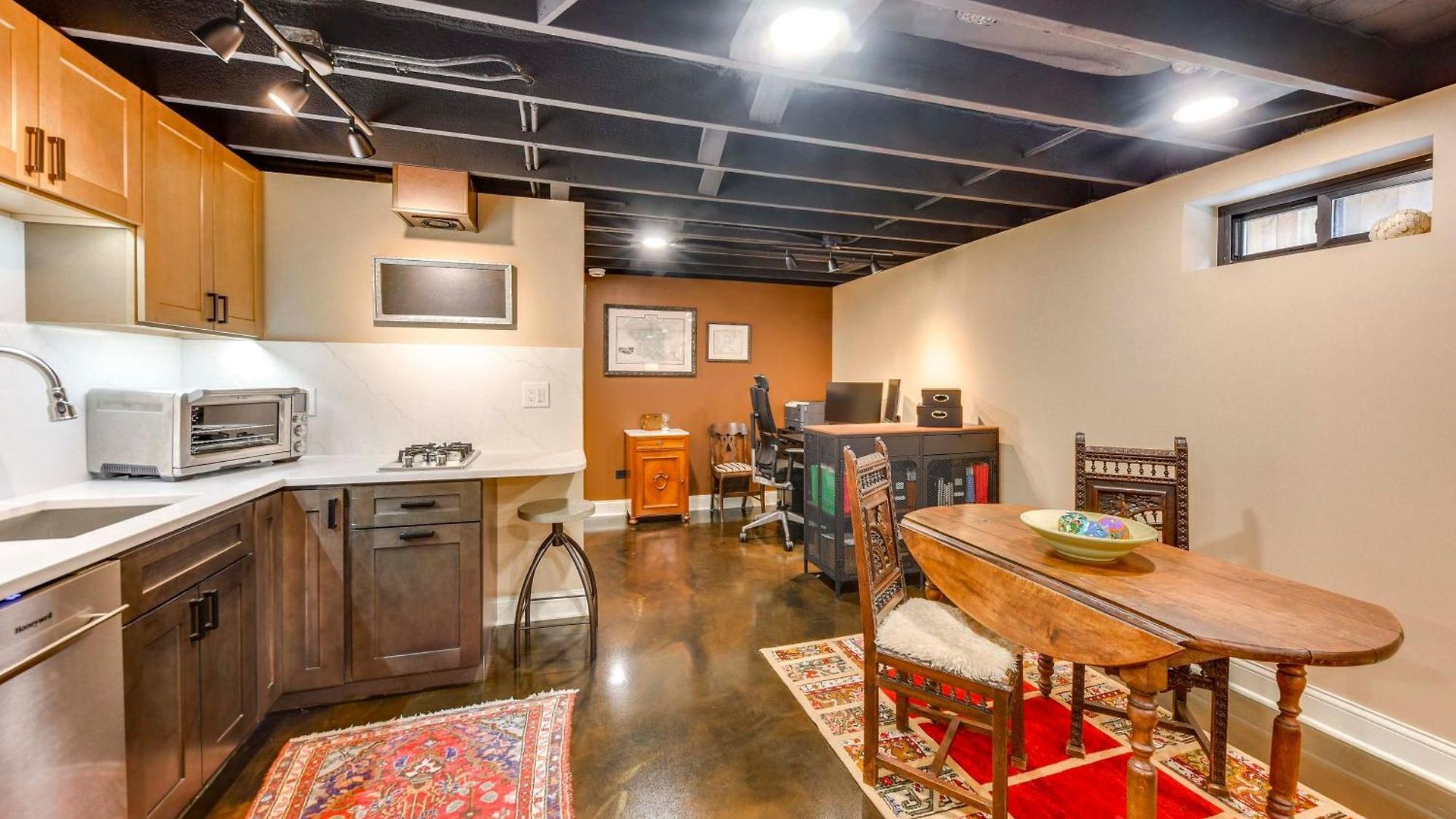 Apartment Cozy Retreat Near Wrigley & Universities *