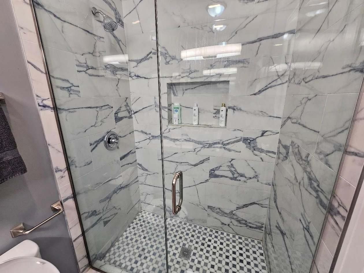 Apartment Spacious Modern Pilsen Retreat Sleeps 8 Near Downtown