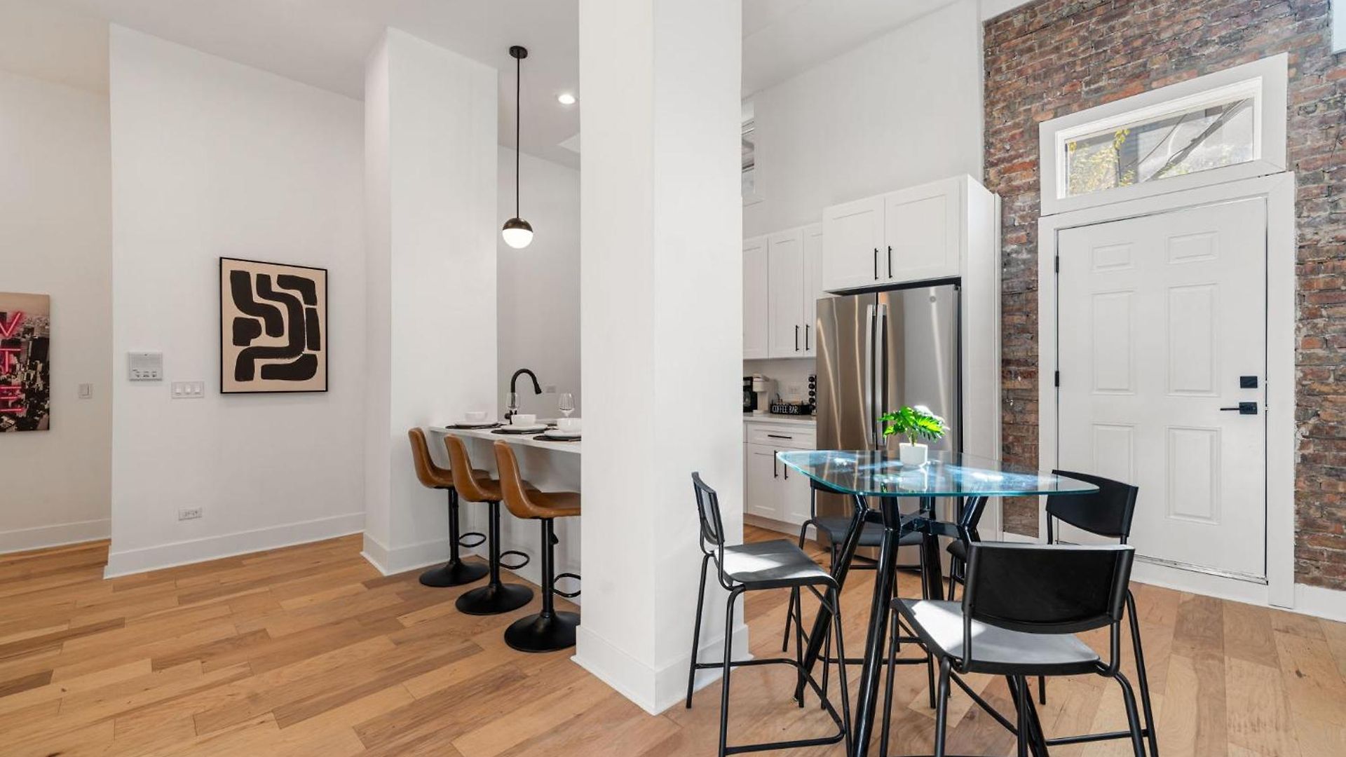 Apartment Spacious 3bd West Town Next To Kasama Chicago