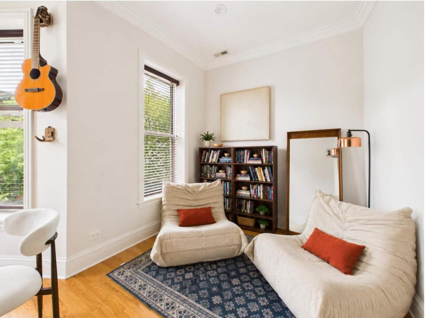 Spacious 3br Near Hyde Park Garage Pets