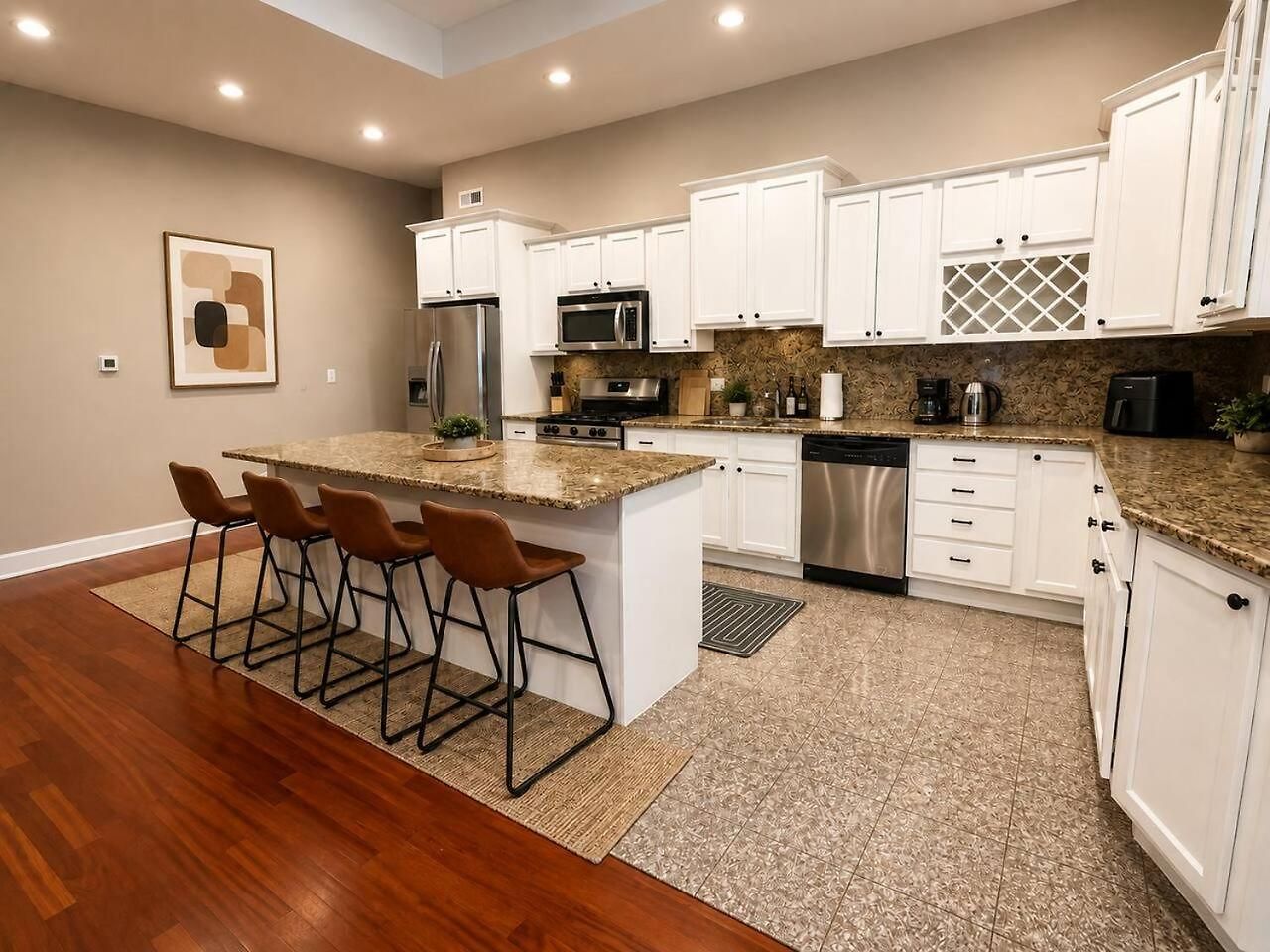Mccormick Meetup - Prime Location - Sleeps 16 Apartment Chicago