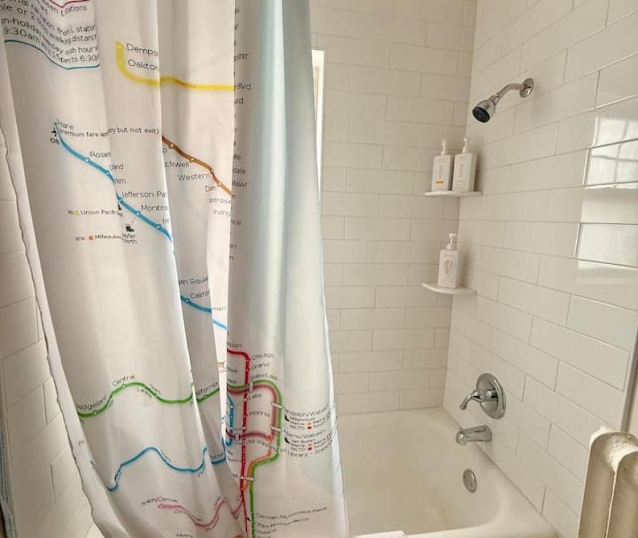 Apartment 2 On The Red Line *