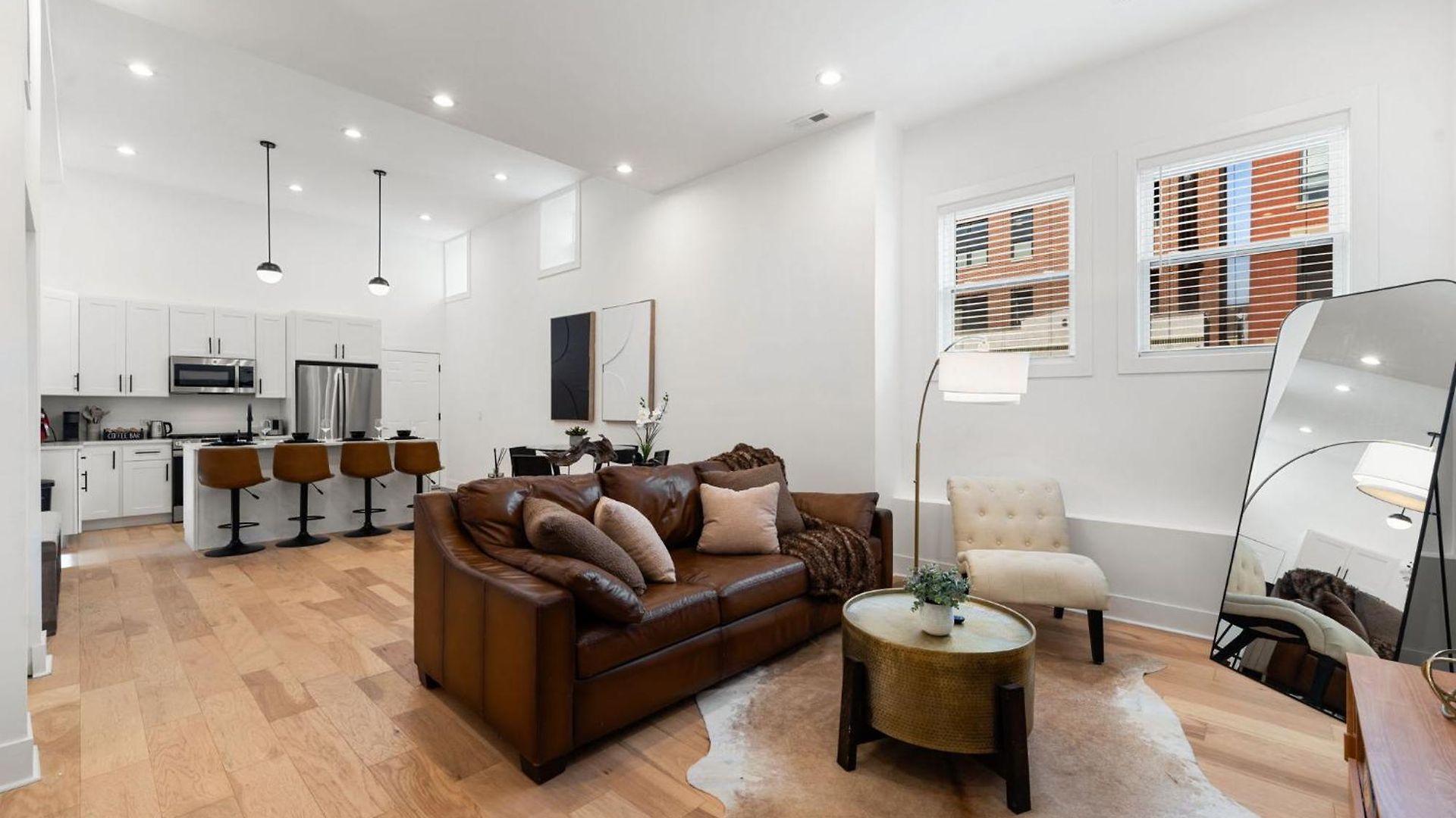Vibrant West Town Perfect For Families Chicago