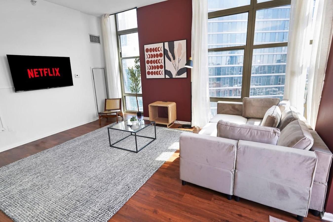 29th Floor 2br With Balcony And Gym Apartment Chicago
