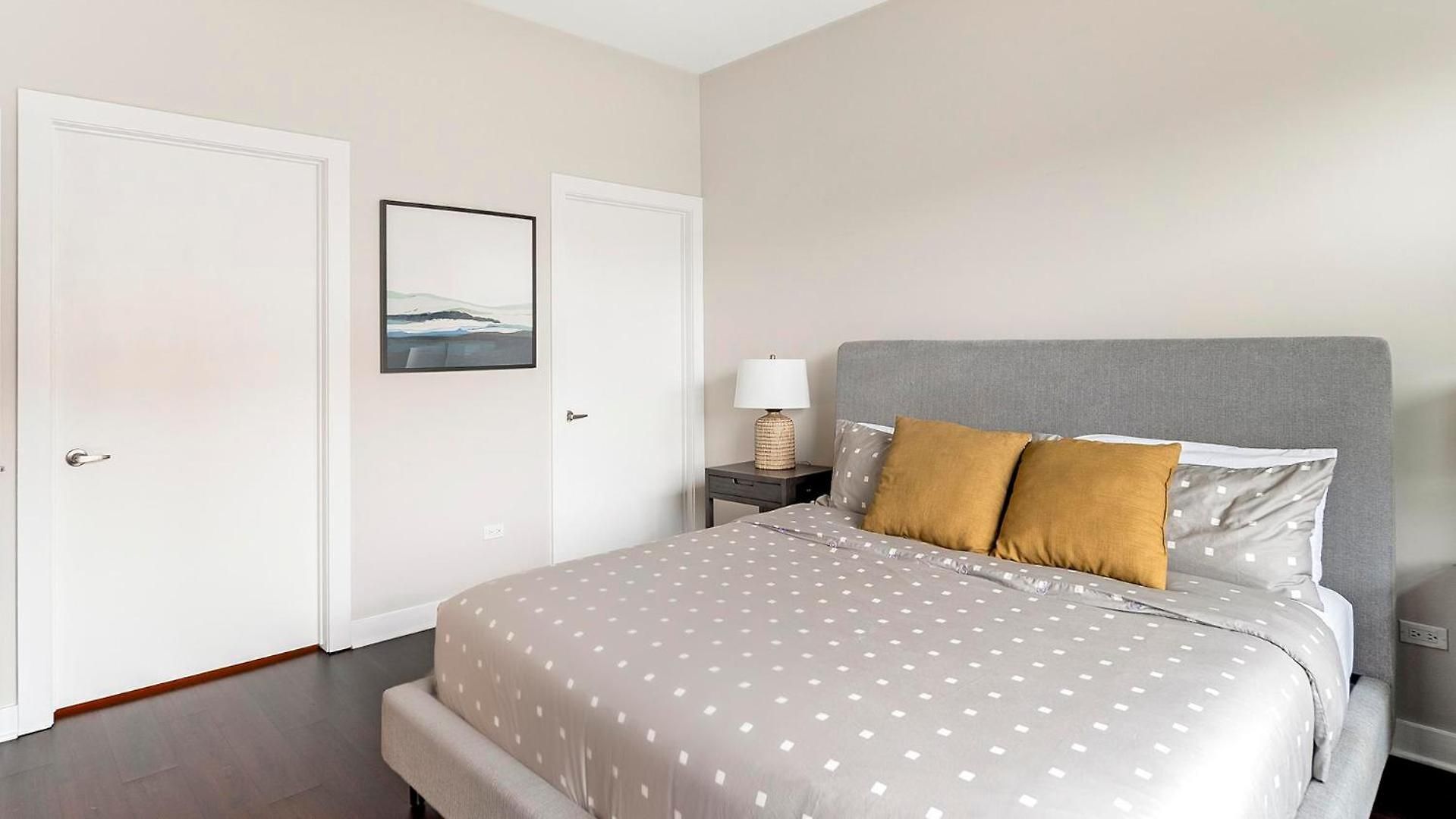 Apartment Landing Stylish 2bd Gym Rooftop Lounge