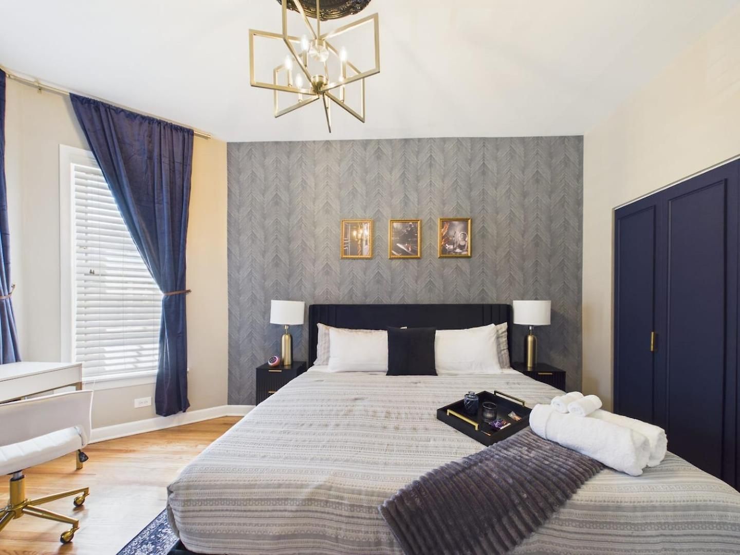 Luxury Wrigley Getaway 2br Parking *
