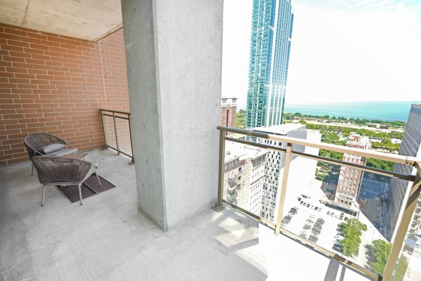 2br Skyline Views - 5 Min Walk To Grant Park * Chicago