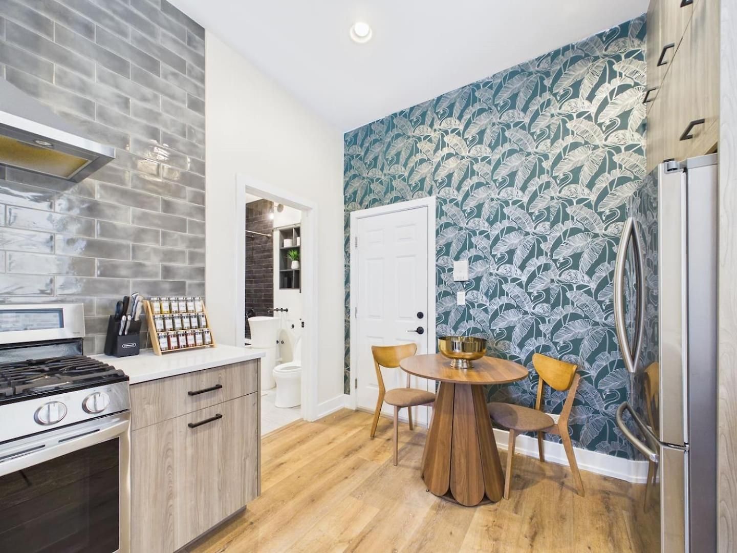Apartment Modern Zen Retreat Mins From Downtown Chicago