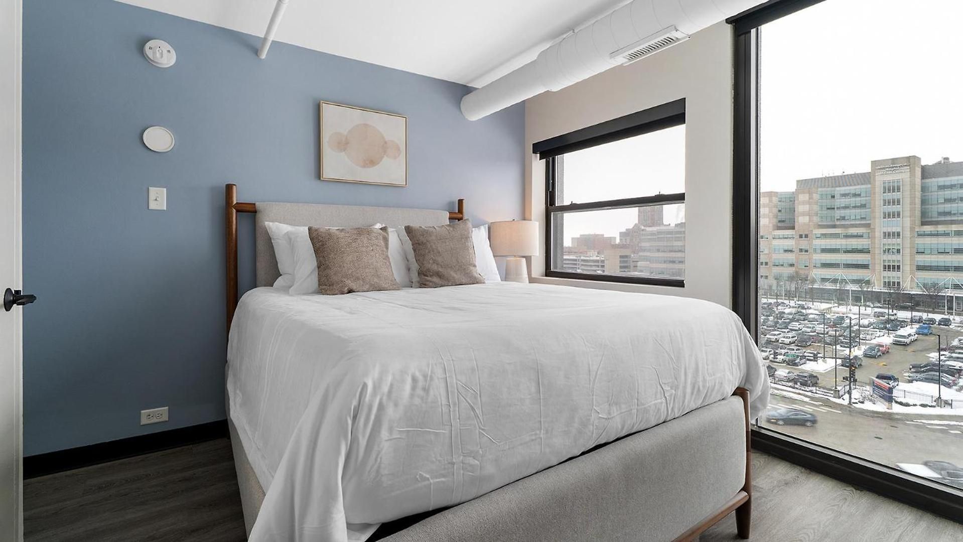Apartment Landing Spectacular 2Bd Rooftop Lounge *