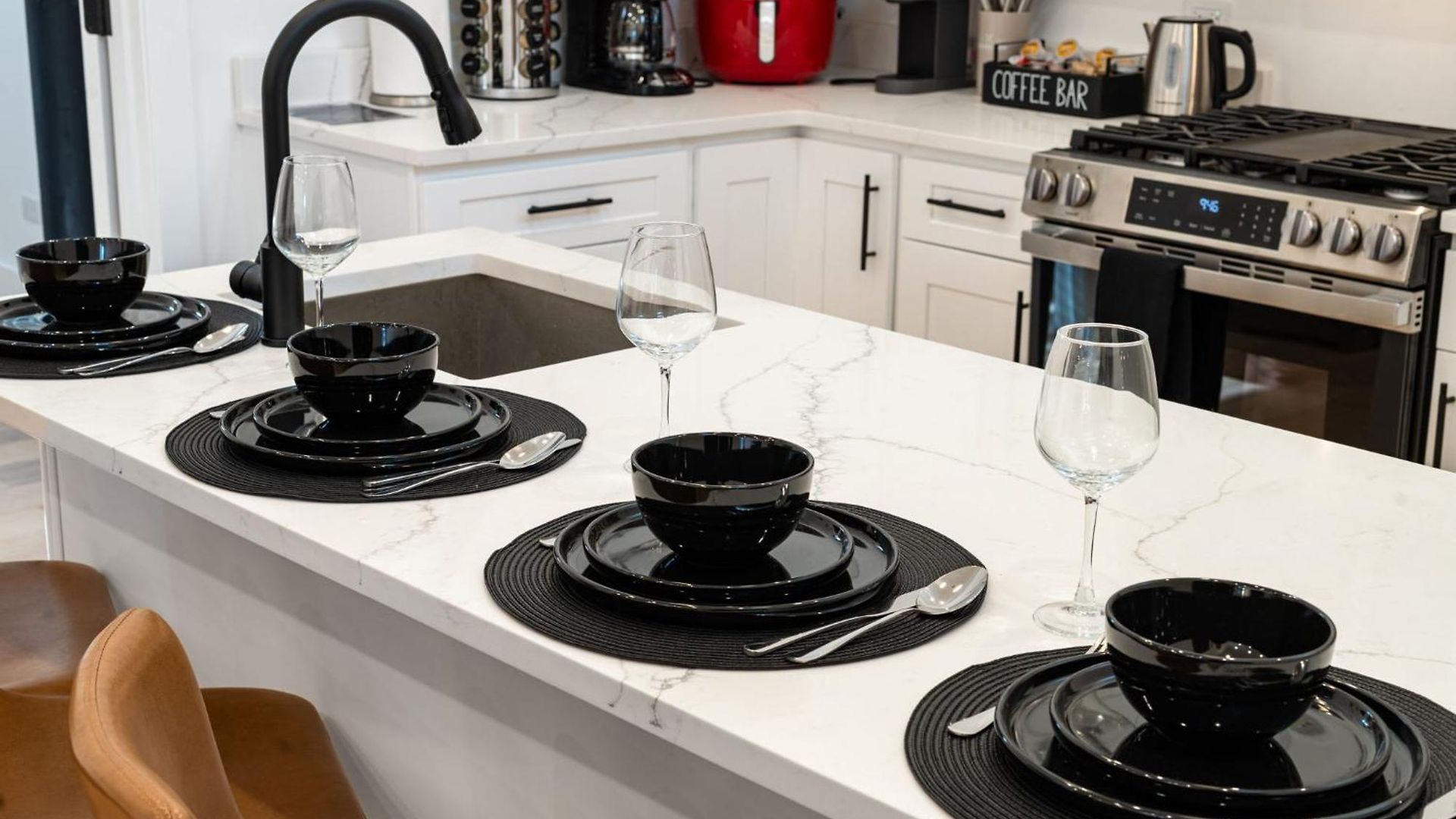 Vibrant West Town Perfect For Families *