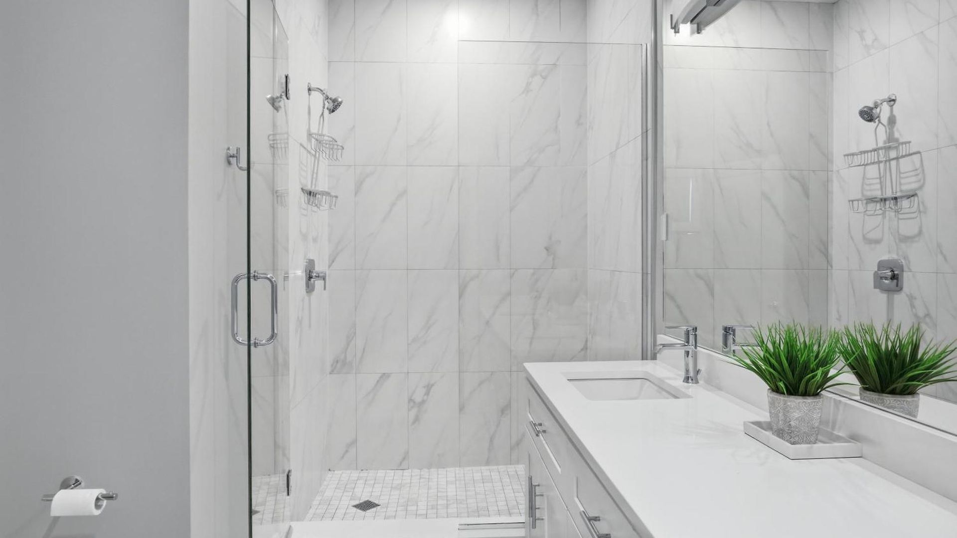 Elegant Oasis 2 Bed 2 Bath Near Downtown And United Center Apartment