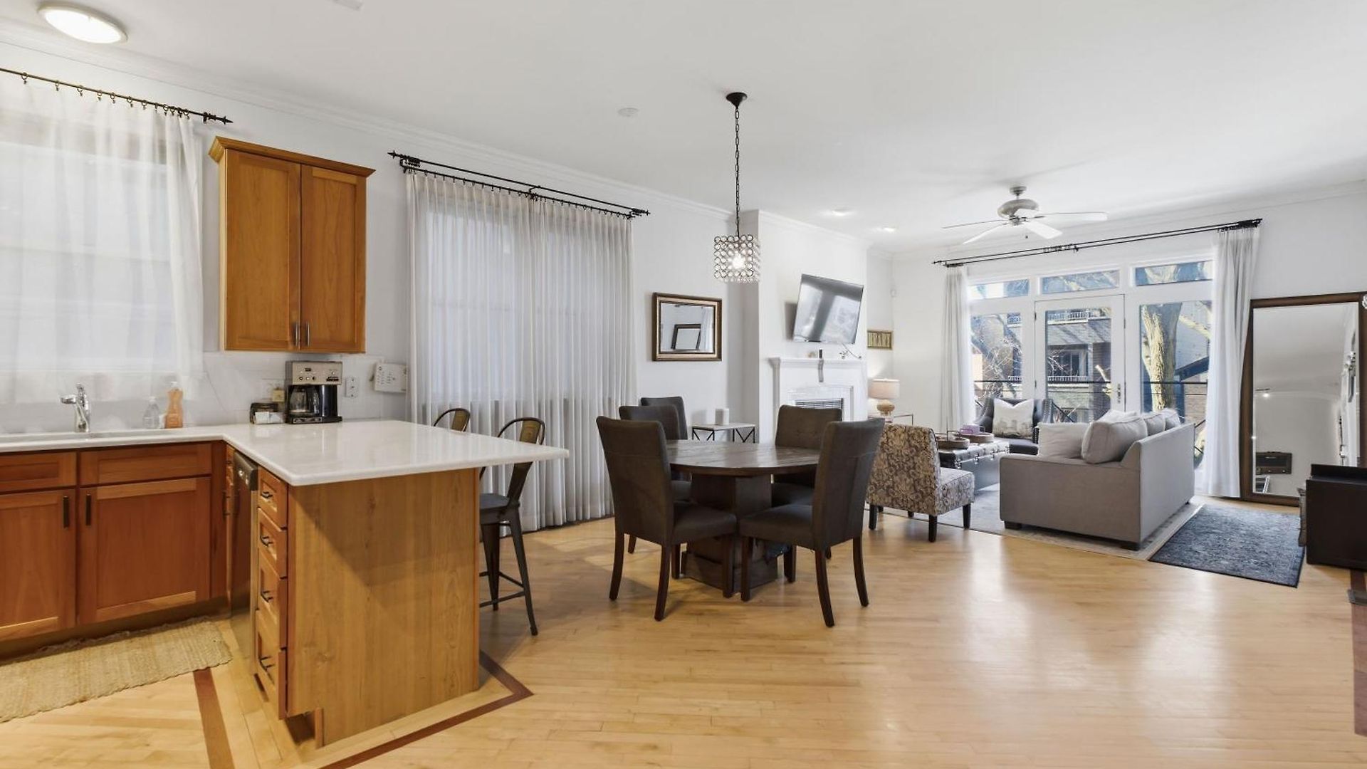Apartment Heart Of East Village 2-bed 2-bath Peaceful Oasis
