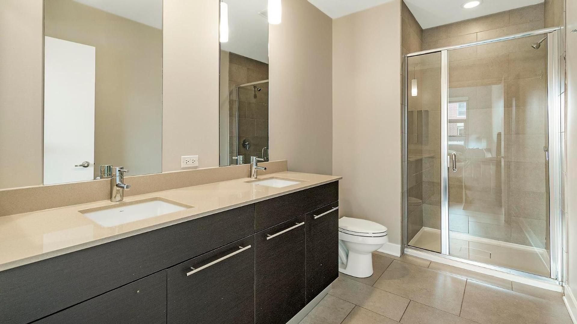 Landing Stylish 2bd Gym Rooftop Lounge Apartment Chicago