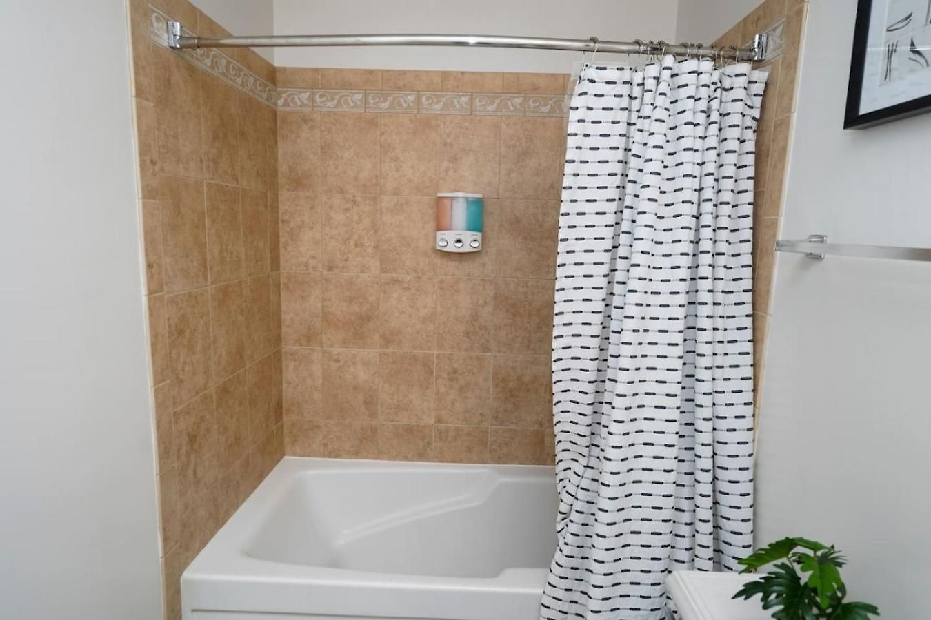 2br Skyline Views - 5 Min Walk To Grant Park Apartment