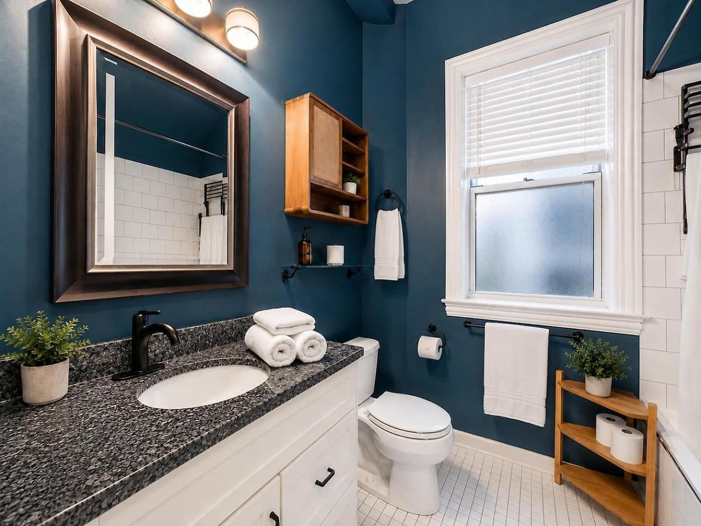 Spacious 3br Near Hyde Park Garage Pets Apartment *