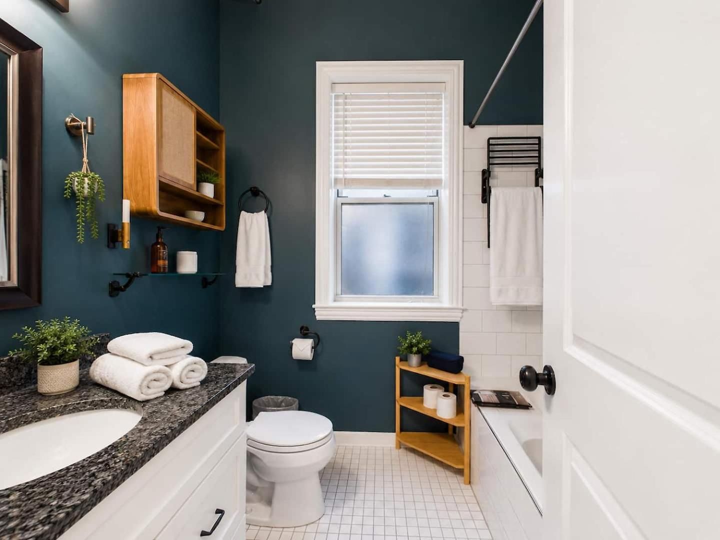 Spacious 3br Near Hyde Park Garage Pets