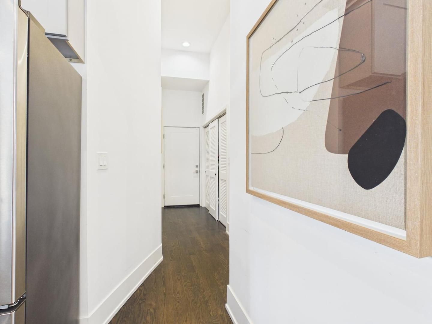 Bright & Spacious Boho Oasis A Warm Retreat Chicago