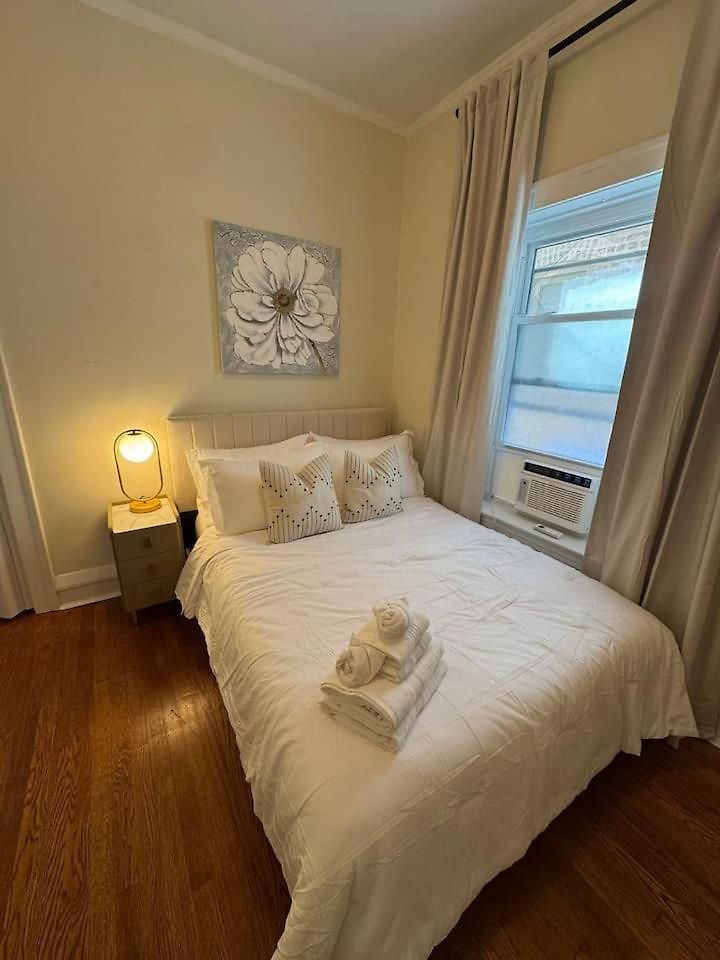 Walk To The • Private Office • 5br Chicago