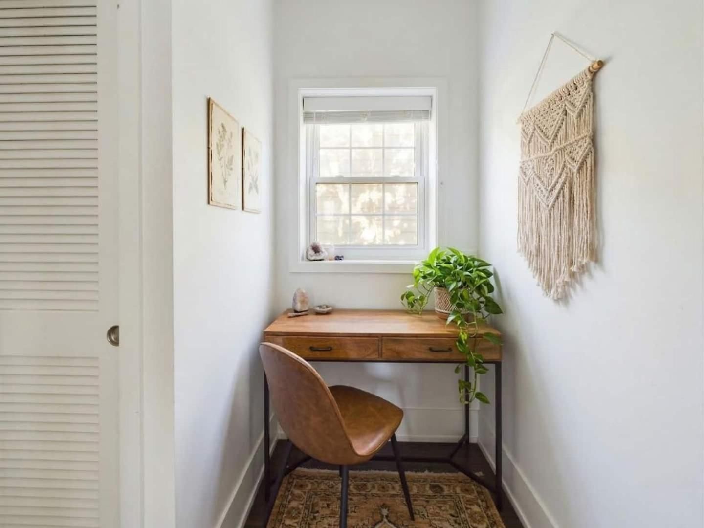 Boho Escape Parking Balcony Apartment *