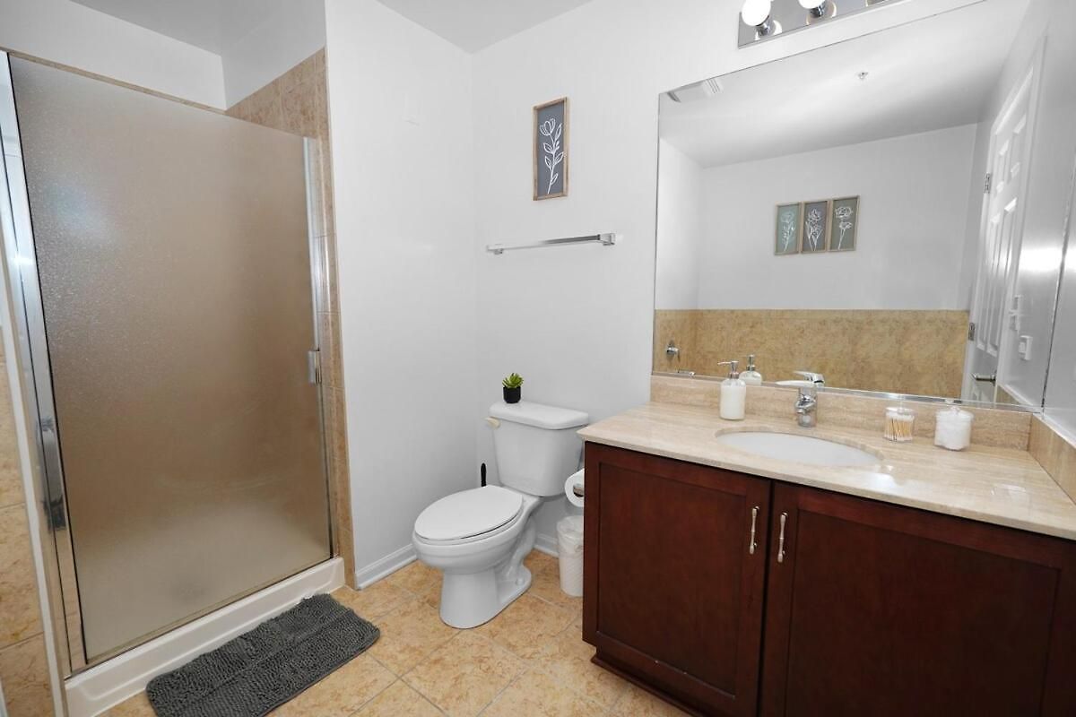 18th Floor 2br Grant Park With Balcony, Gym