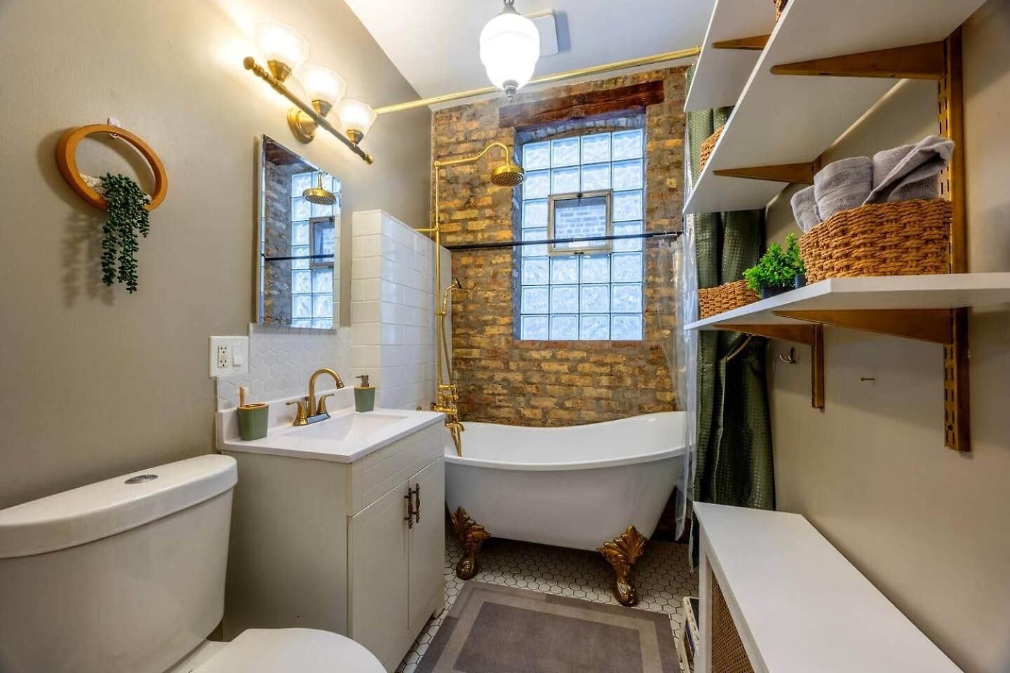 Modern 2br Avondale With Free Parking Near Cta