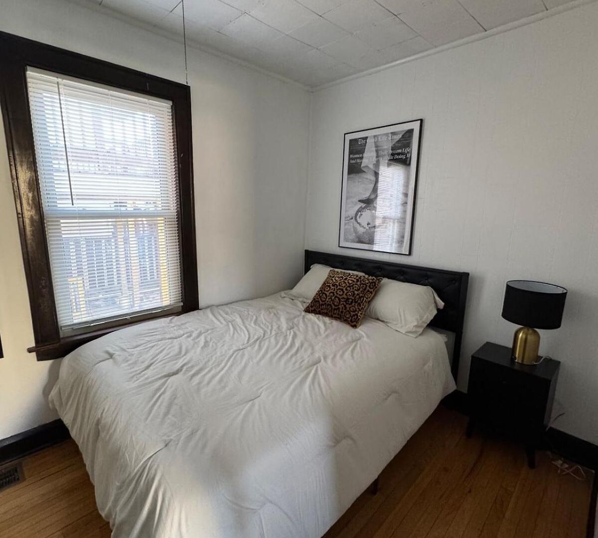 Cozy 3bd - Free Parking & Fast Wifi! Apartment Chicago