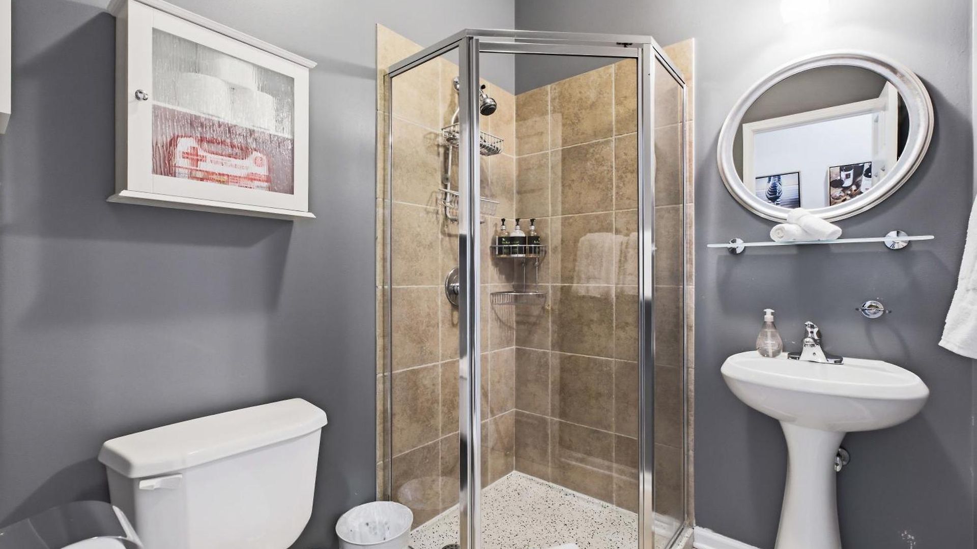 Apartment Heart Of East Village 2-bed 2-bath Peaceful Oasis Chicago